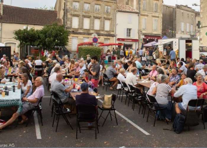 image de Marché nocturne à Duras